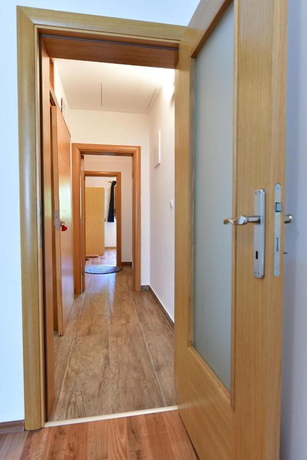 Apartman Jelena 拉科维察 外观 照片